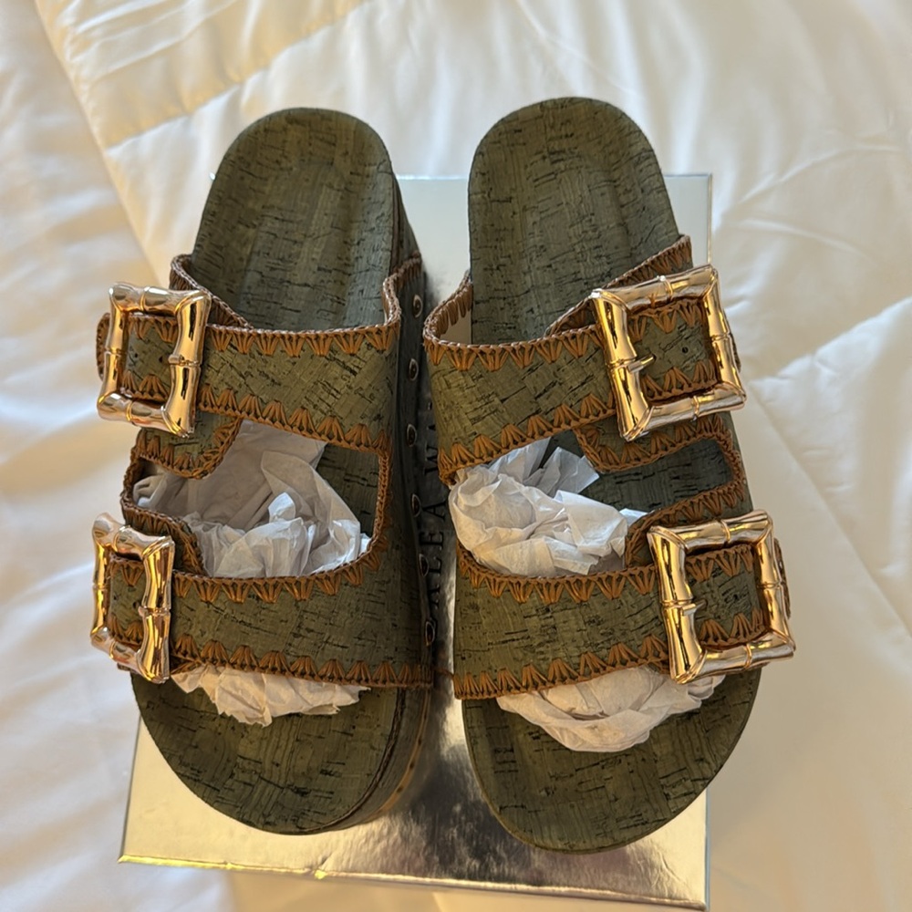Platform sandals - Picture 4 of 5